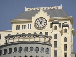 Acrylic Dial Tower Clock with LED Light